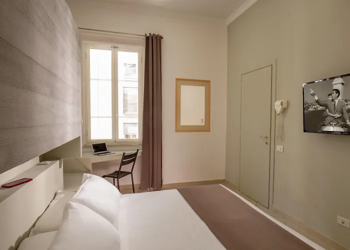 Crossroad Hotel