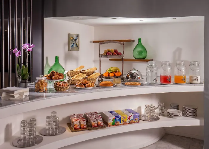 Crossroad Otel
